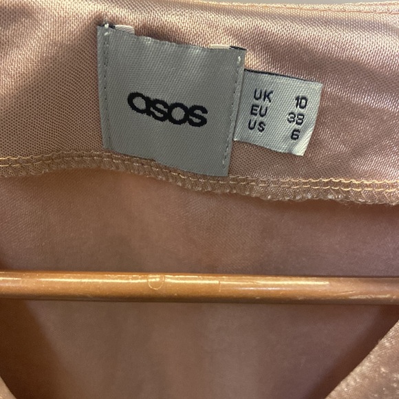 ASOS ROSE GOLD CHAMPAGNE DRESS❤️‍🔥 - Picture 2 of 5